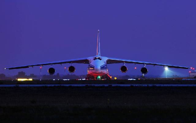 Antonov An-124 Ruslan