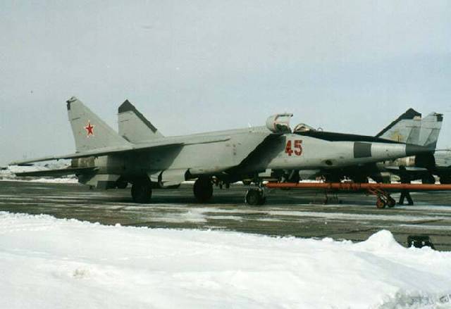 Mikoyan-Gurevich MiG-25