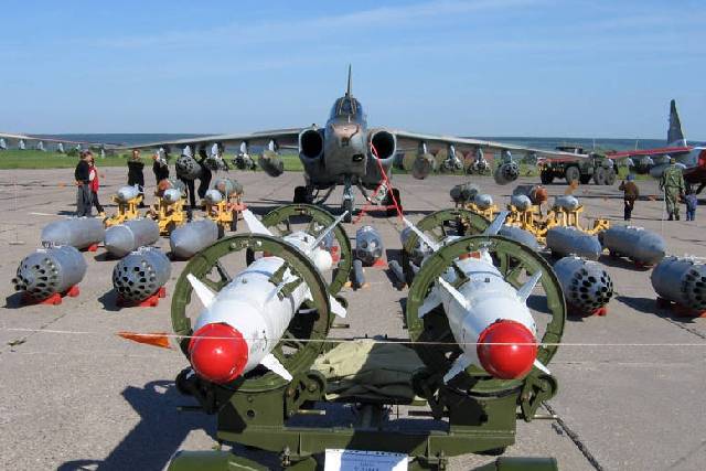 Sukhoi Su-25