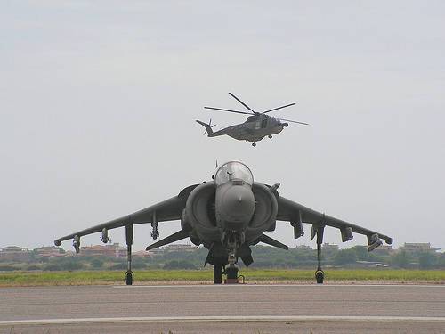 McDonnell Douglas - BAe AV-8B Harrier II