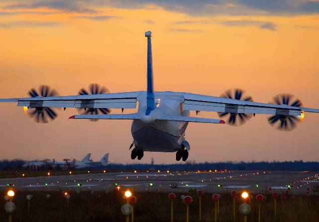 Antonov An-70