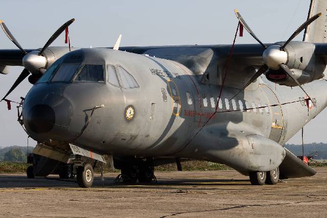 CASA CN-235