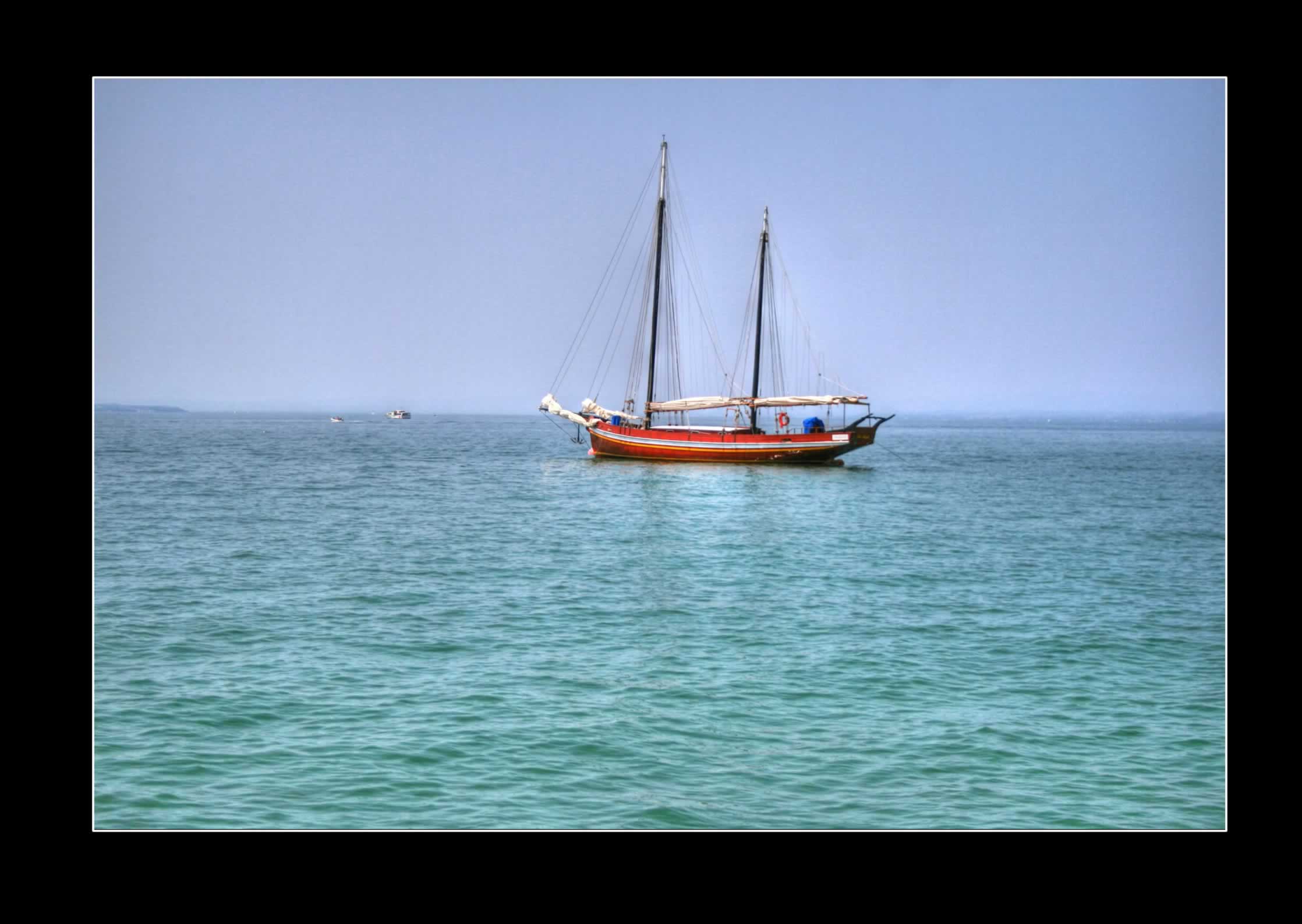 Bardolino (Vr) Lago di Garda Bardolino Verona Barca Barca a Vela sul lago di Garda