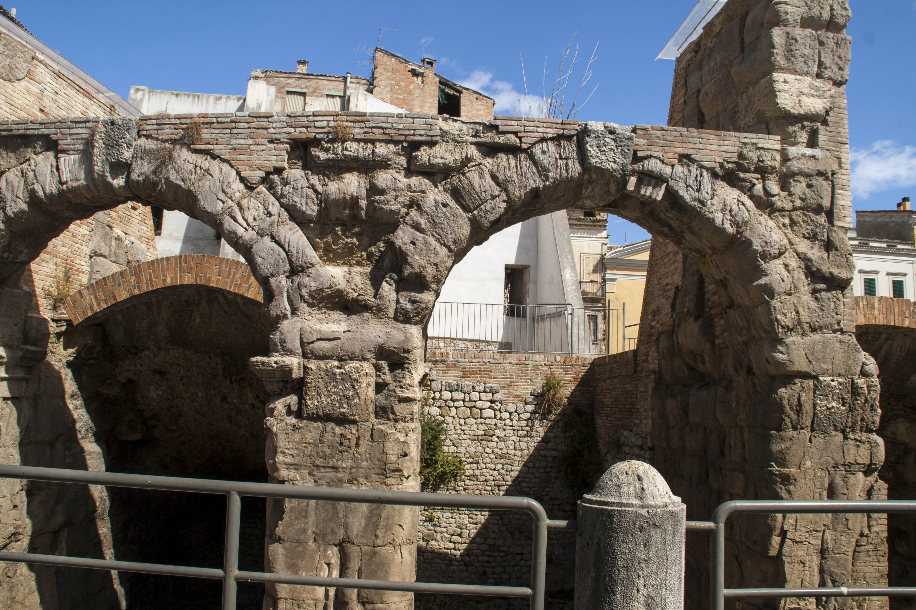 Teramo Edifici Monumenti Particolare 