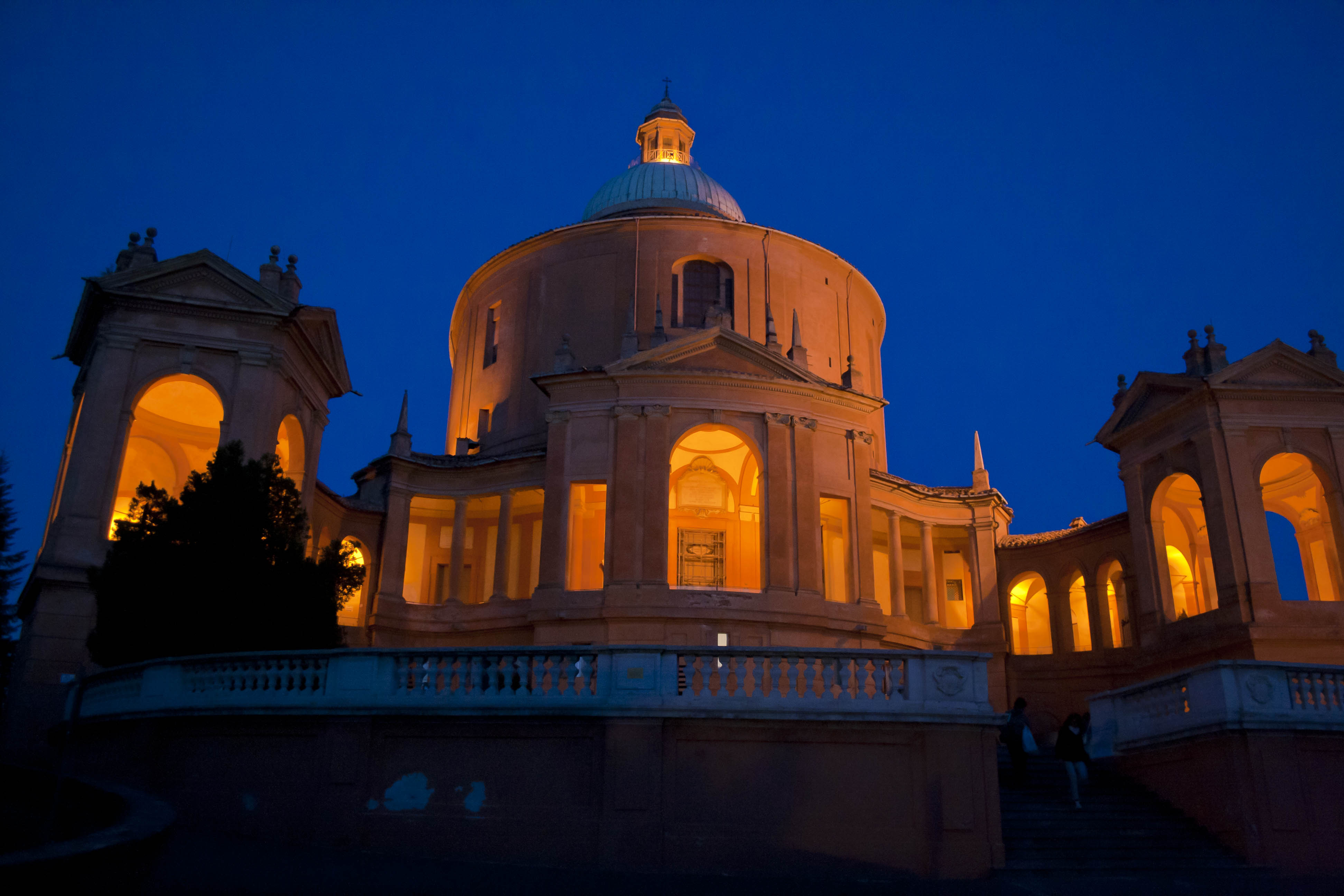 Bologna San Luca Monastero Colline 