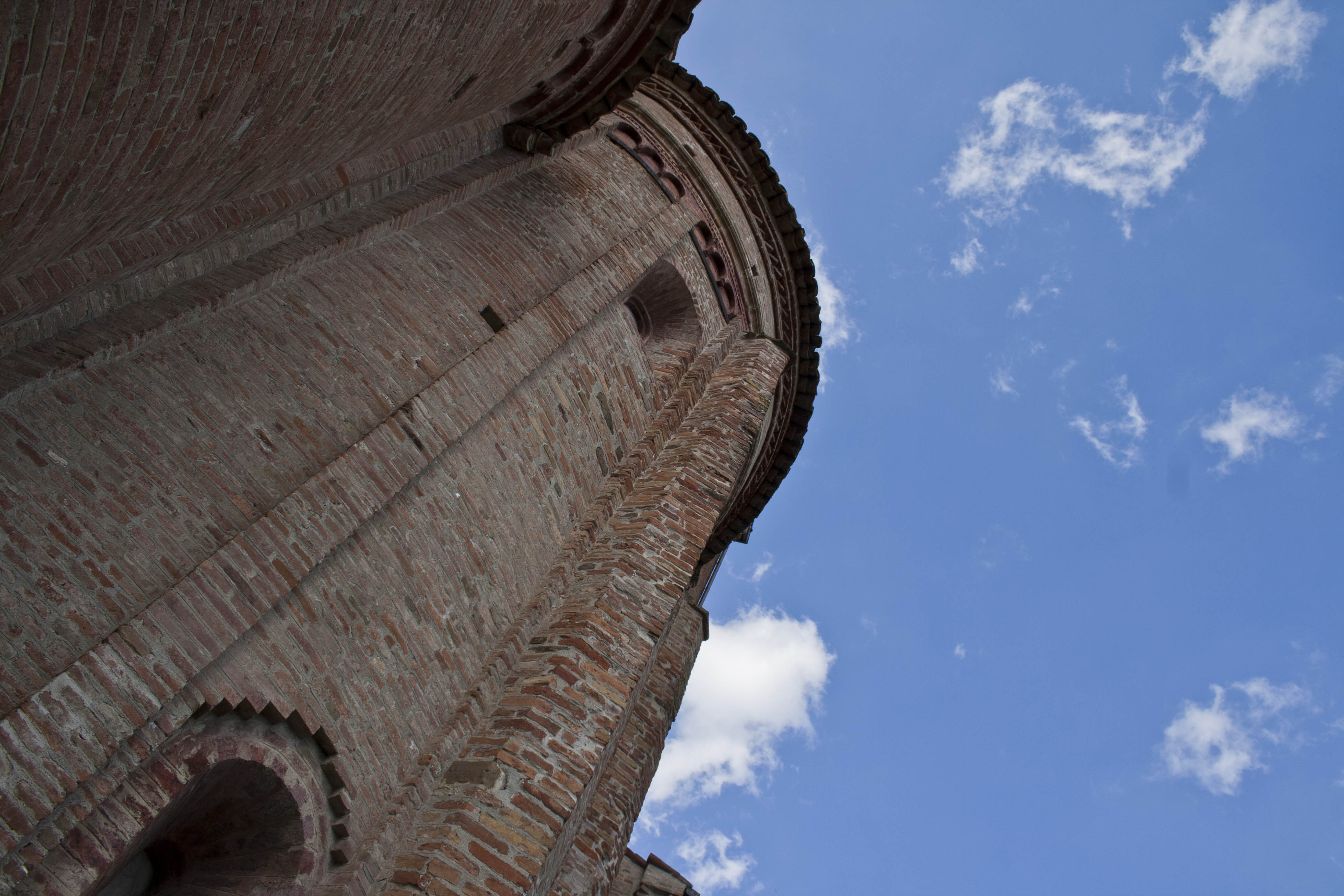 Monteveglio (Bo) Chiesa Cielo 