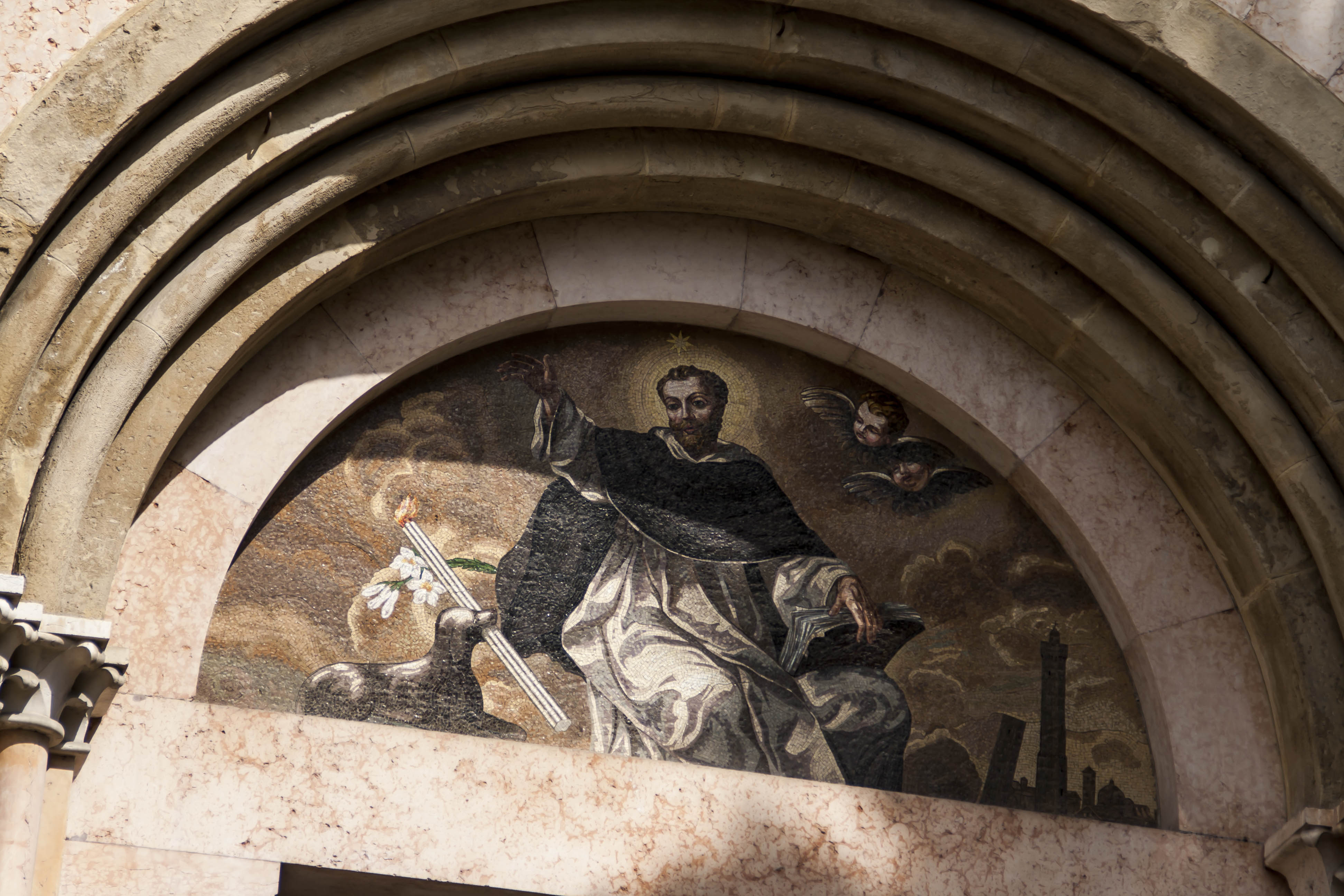 Bologna Chiesa Edificio Monumento Basilica di S. Domenico Particolare della facciata