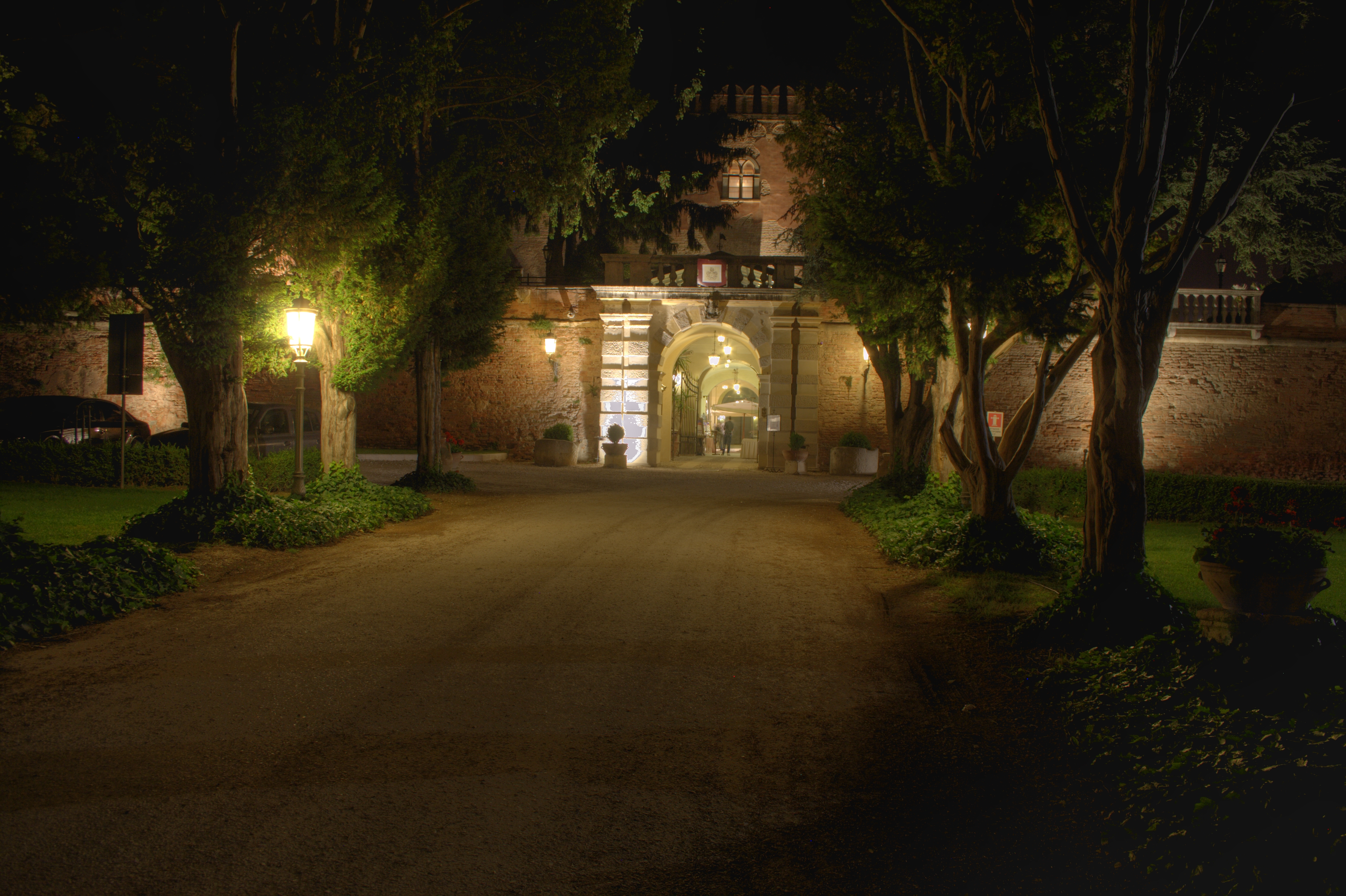 Bevilacqua (Vr) Castello Bevilacqua HDR 