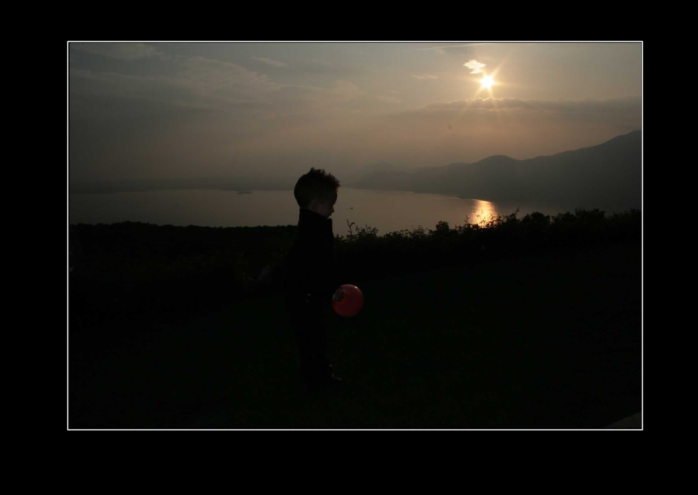 Costermano (Vr)  Bambini Tramonto Tramonto sul Lago di Garda