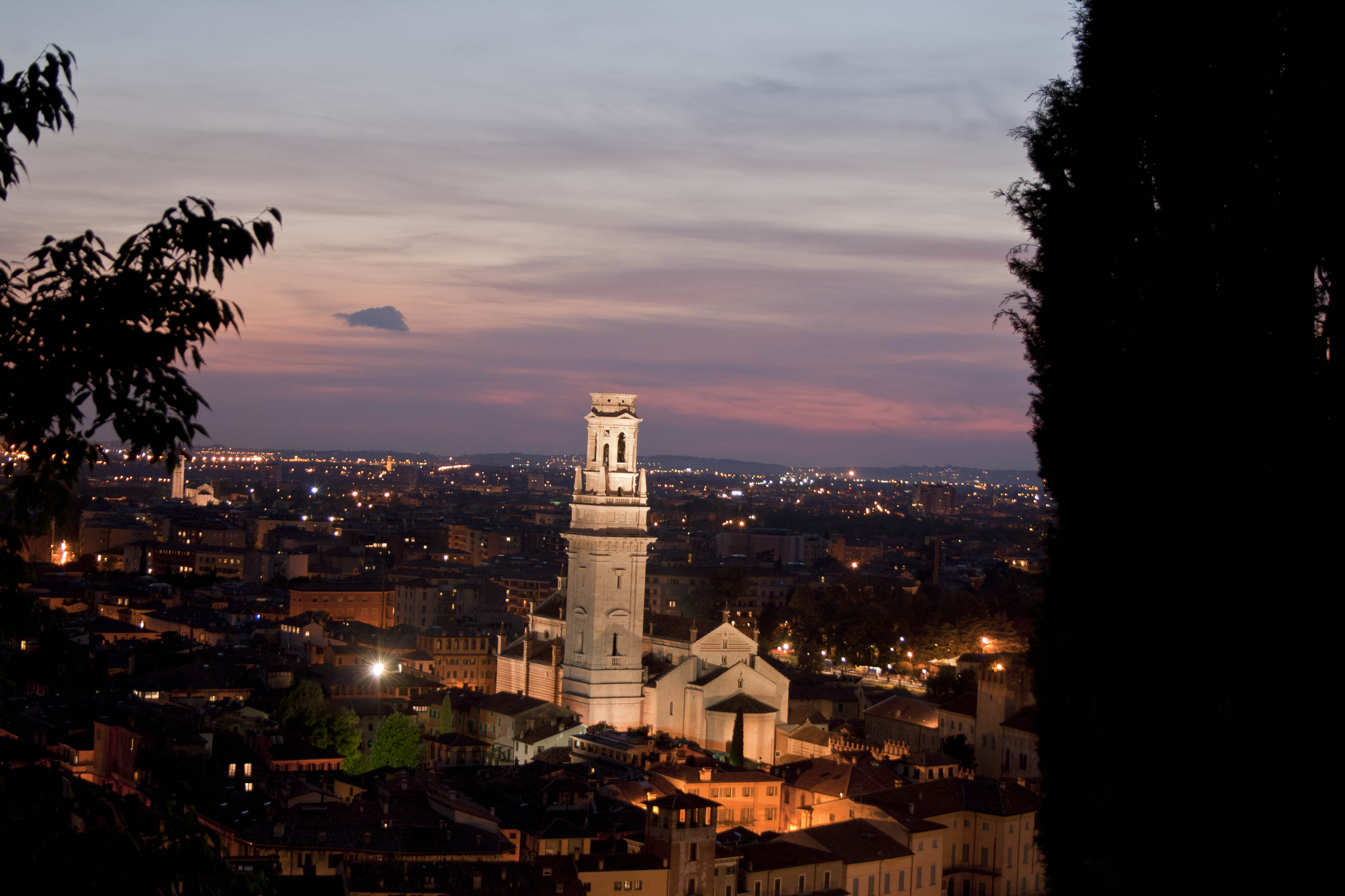 Verona Tramonto Panorama Duomo 