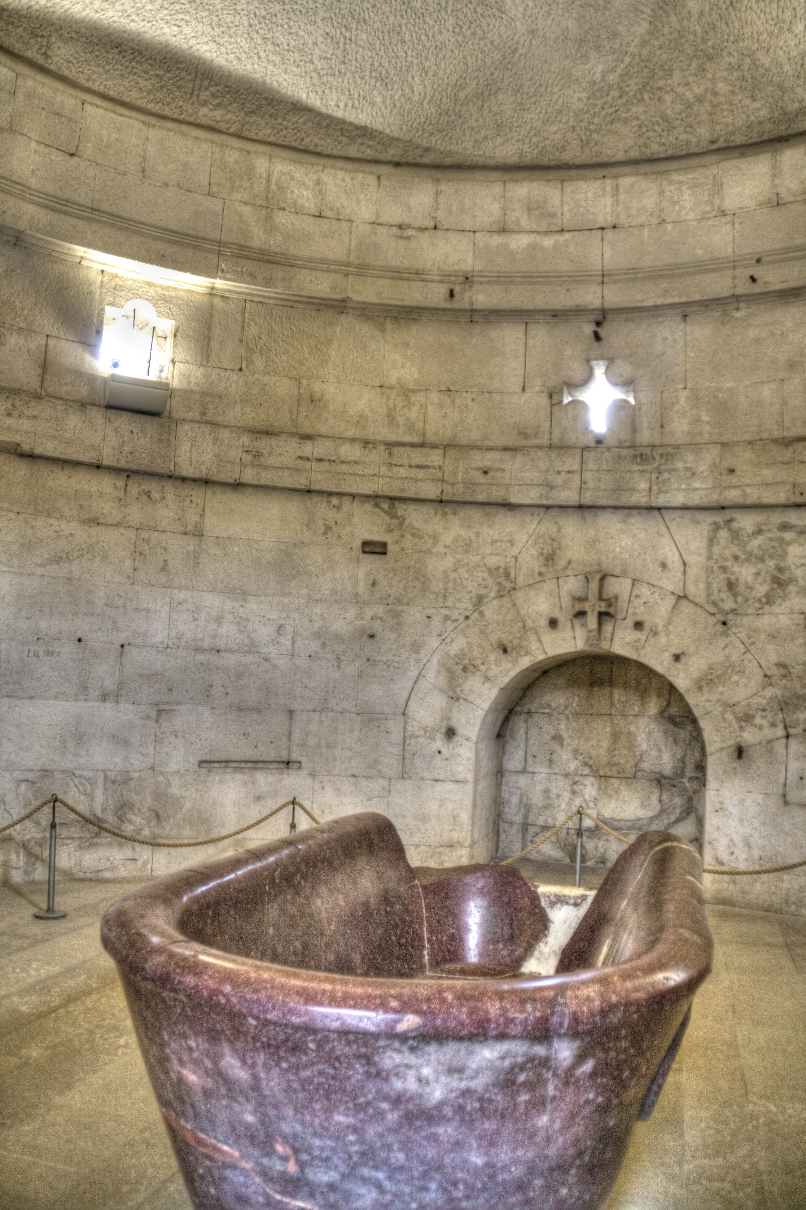 Ravenna Monumenti Edifici Particolare Mausoleo di Teodorico