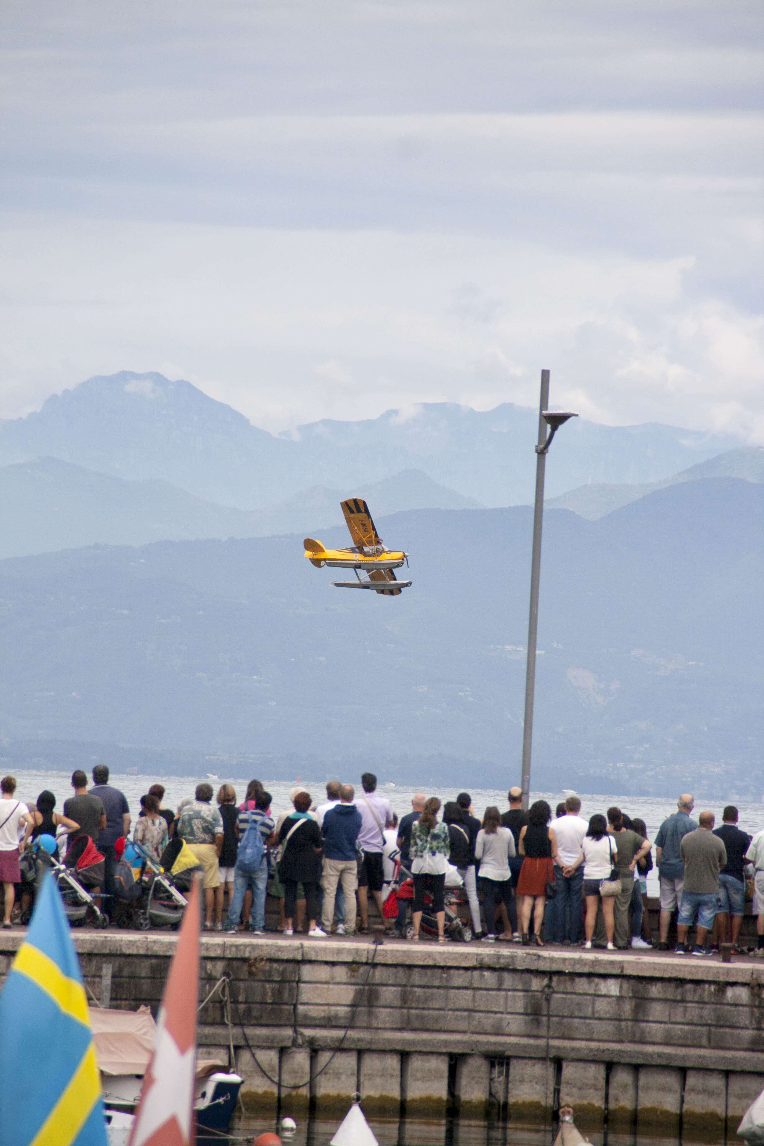 Peschiera del Garda (Vr) Aerei Lago di Garda 