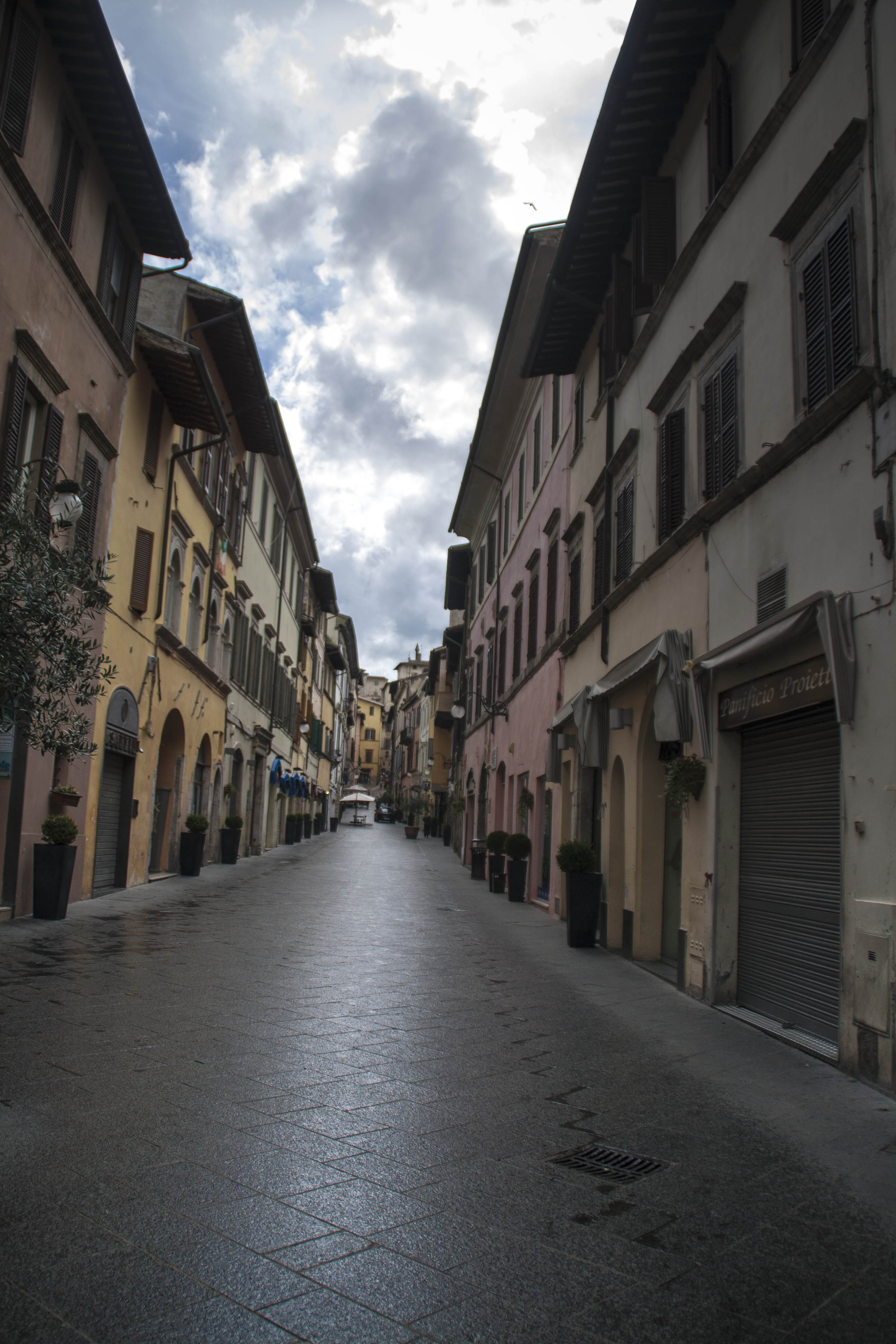 Spoleto Umbria Vie Monumenti 