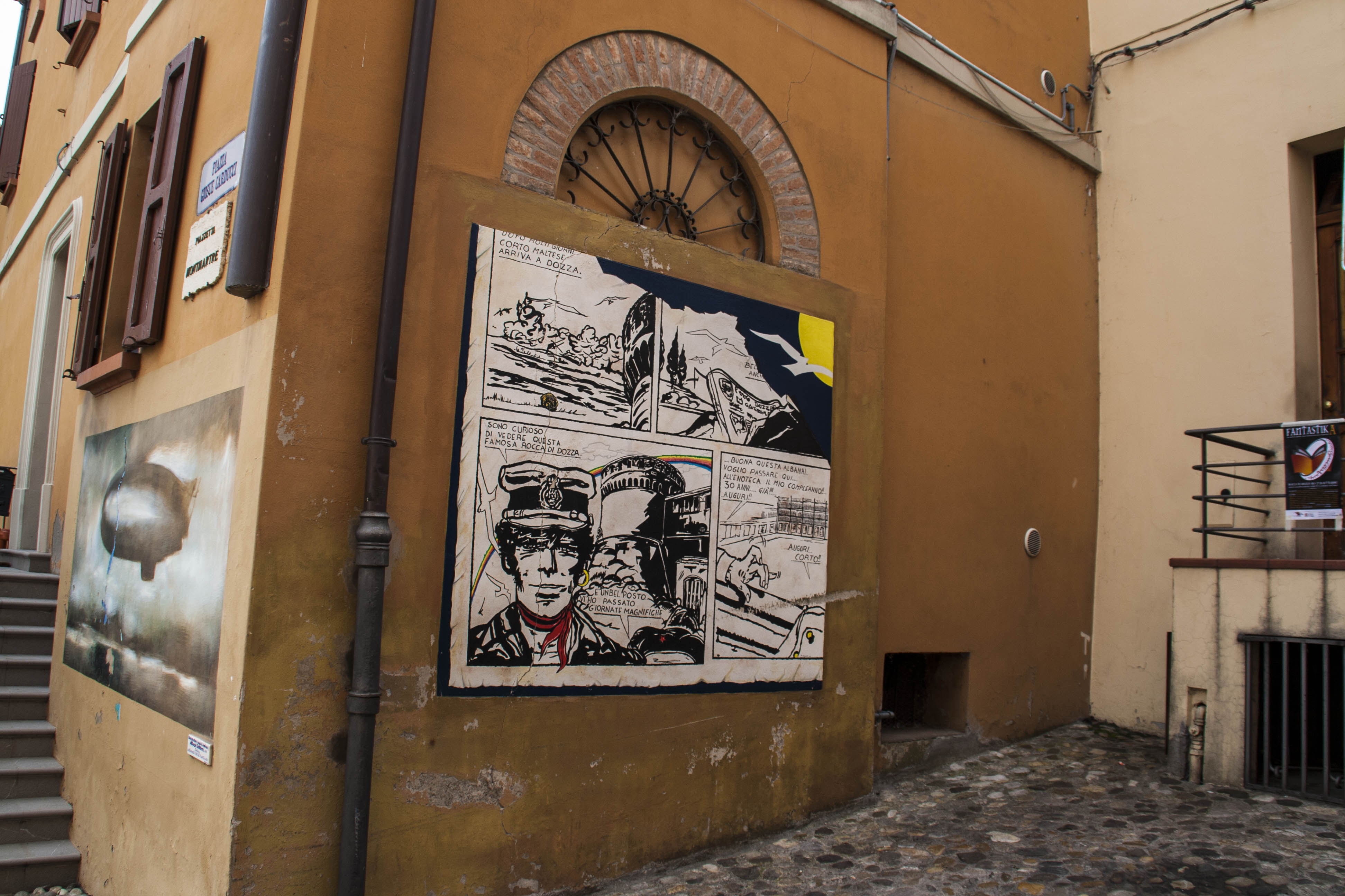 Dozza (Bo) Edificio Borgo Dozza il paese dai muri come quadri