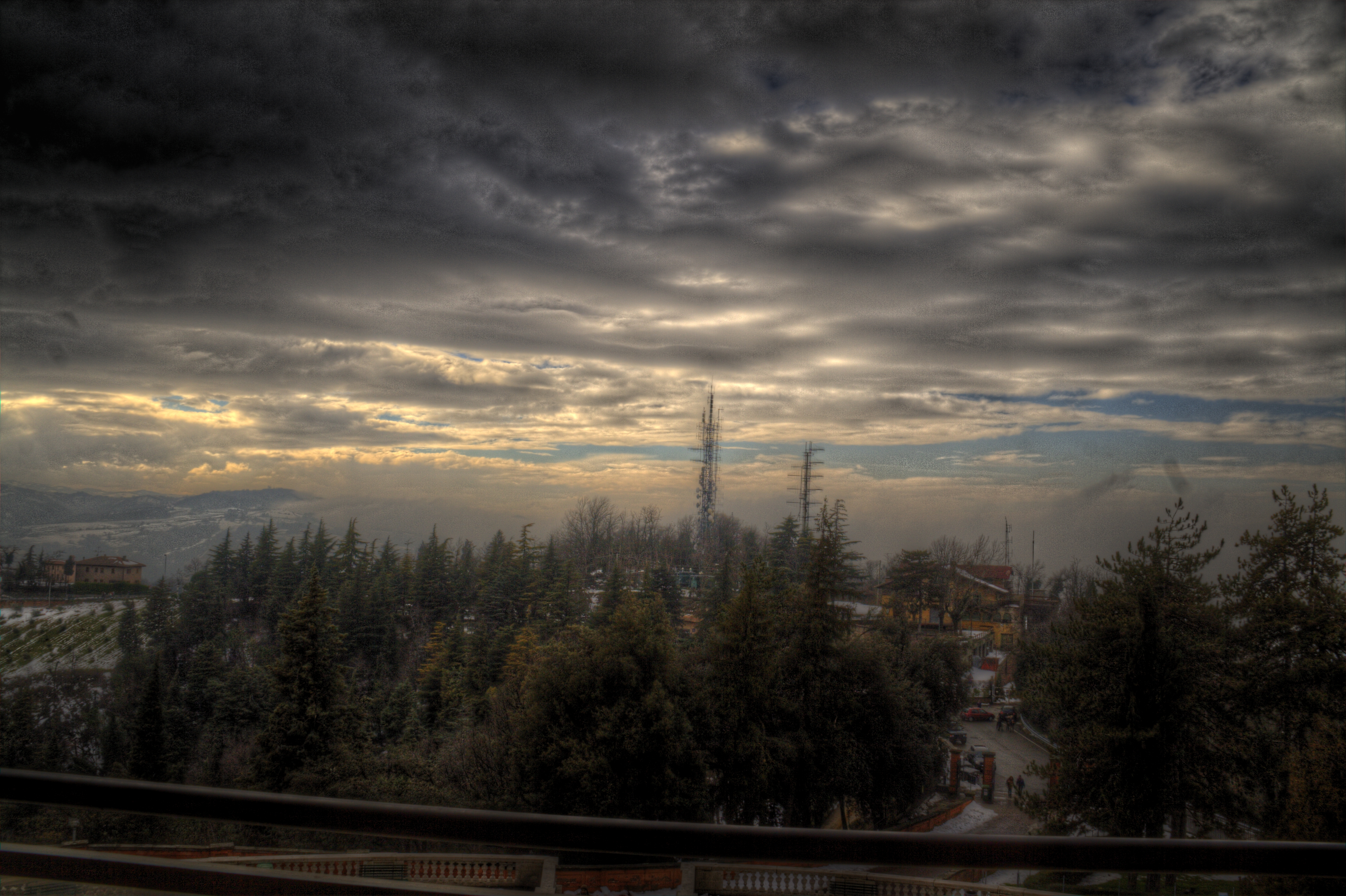 Bologna Panorama HDR Neve San Luca Neve 