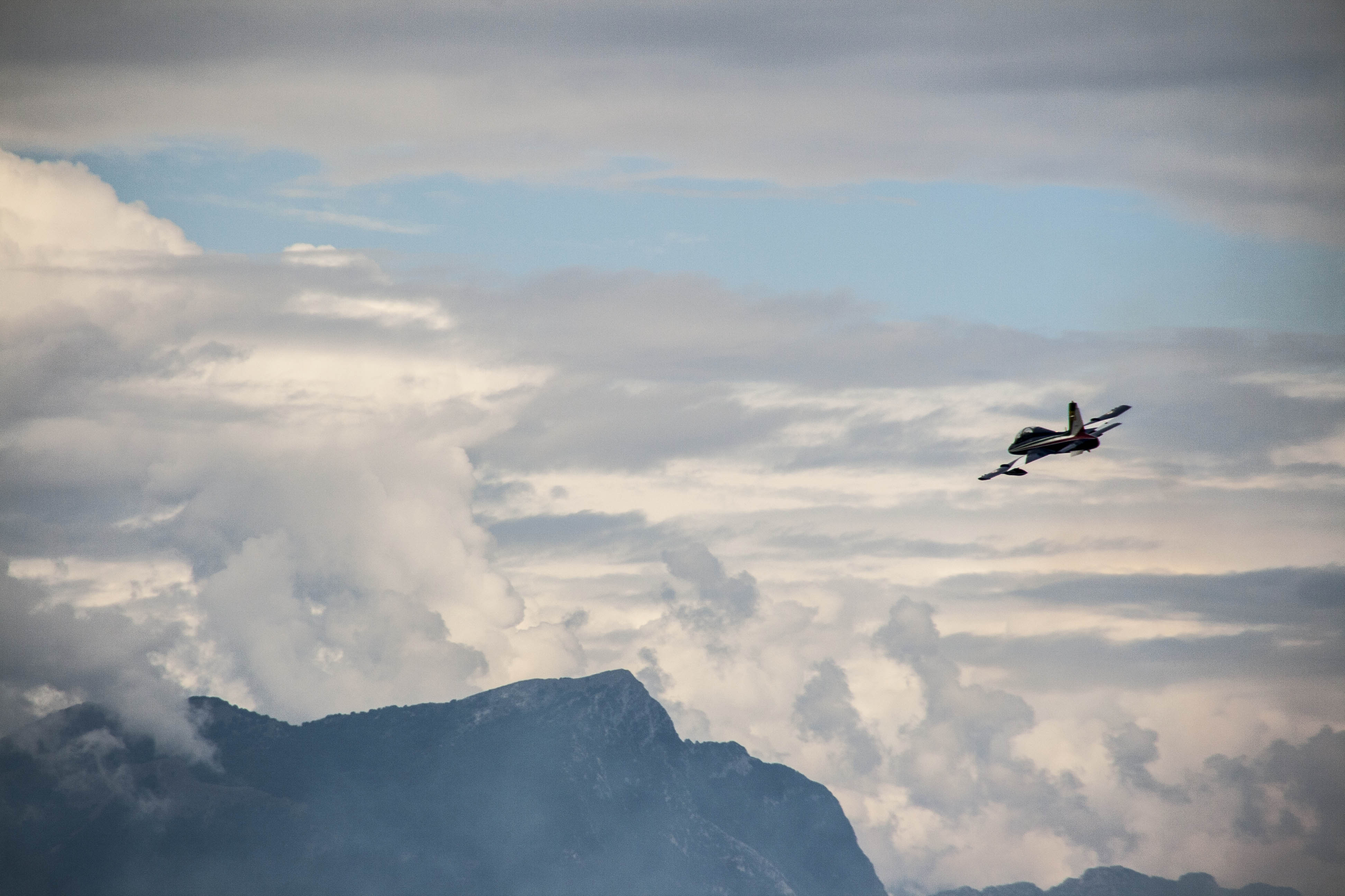 Peschiera del Garda (Vr) Aerei Lago di Garda Mb339 Frecce tricolore agosto 2015