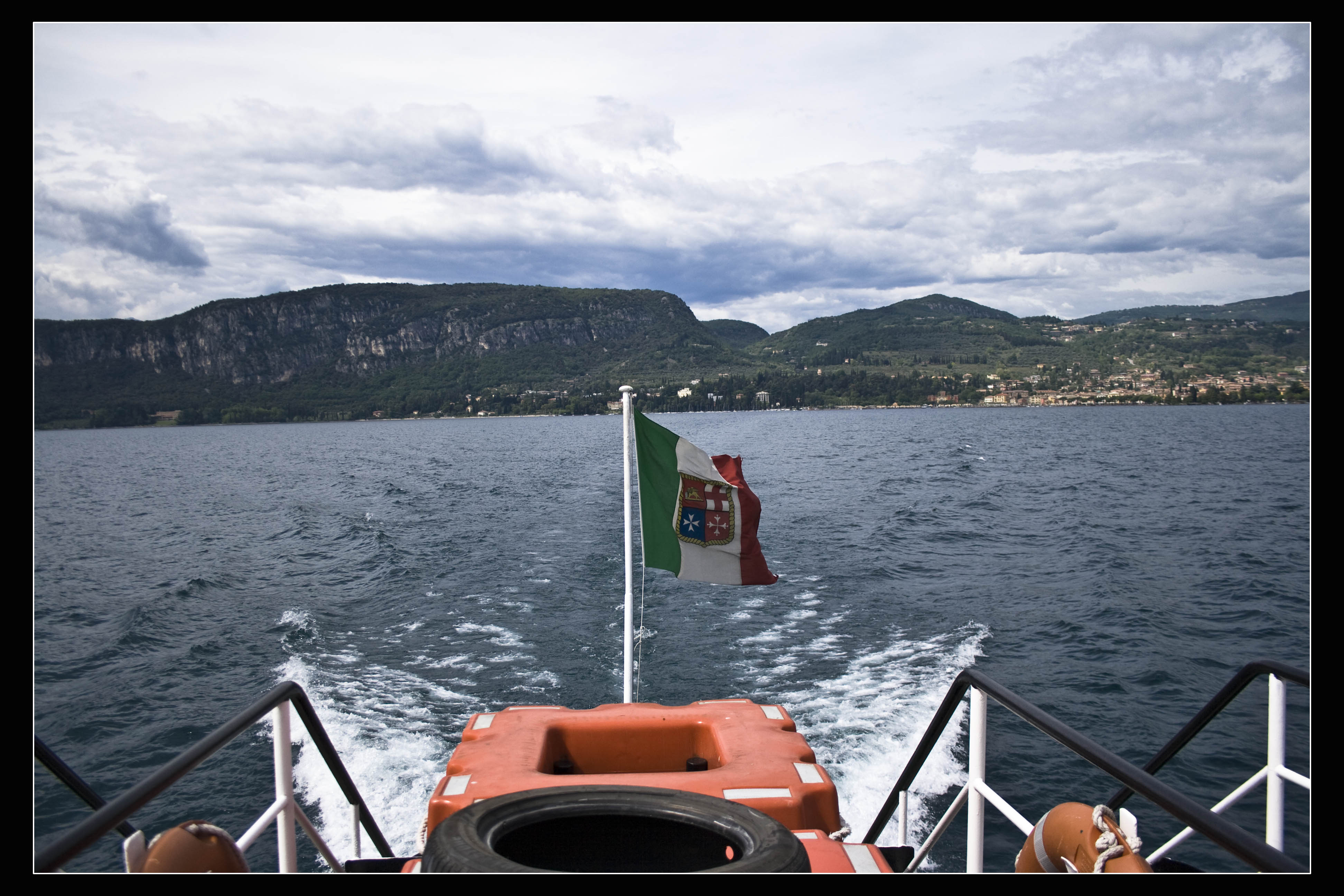 Garda (Vr) Lago di Garda Lago di Garda visto dalla barca