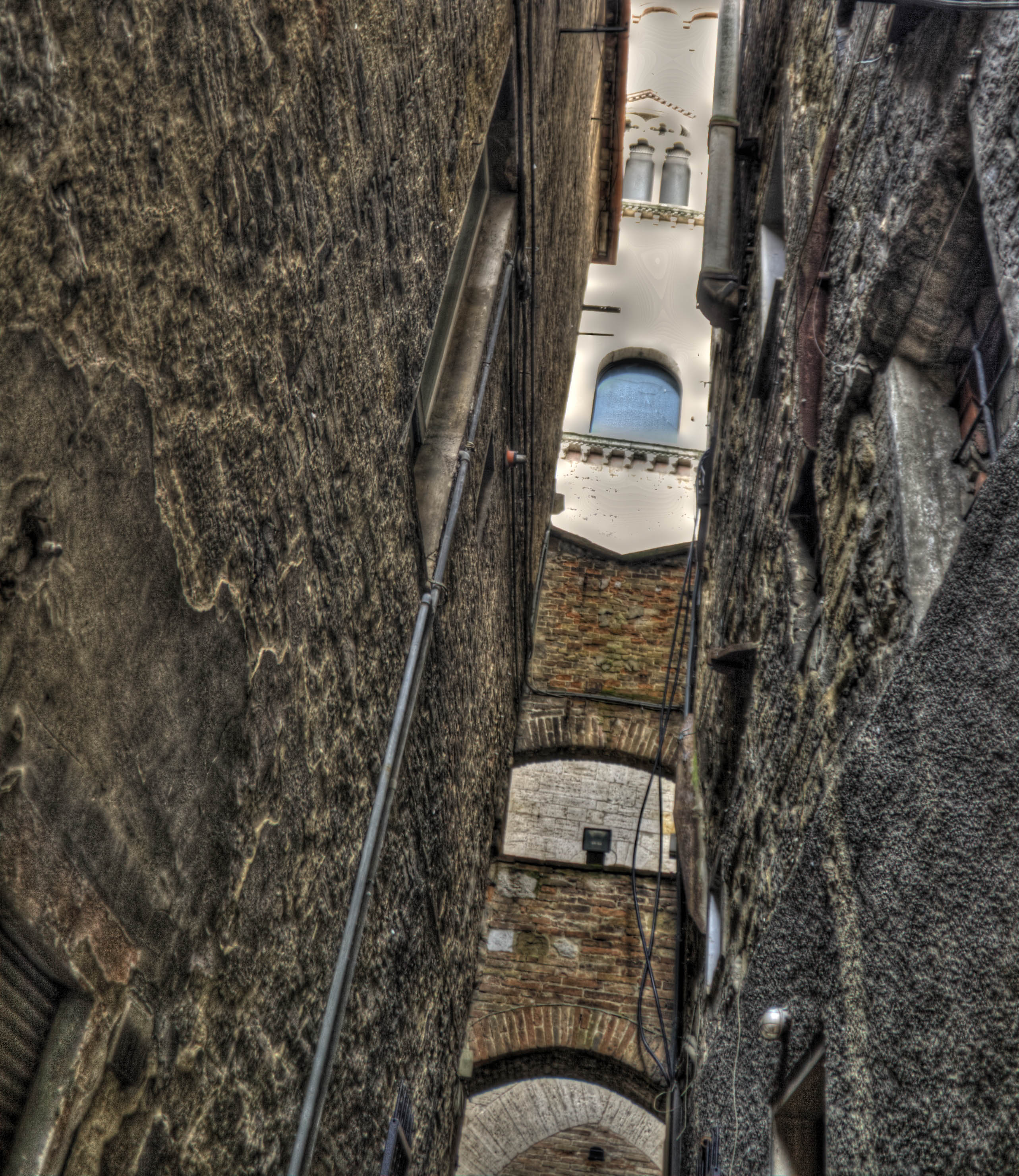 Perugia Umbria Vie Monumenti HDR 