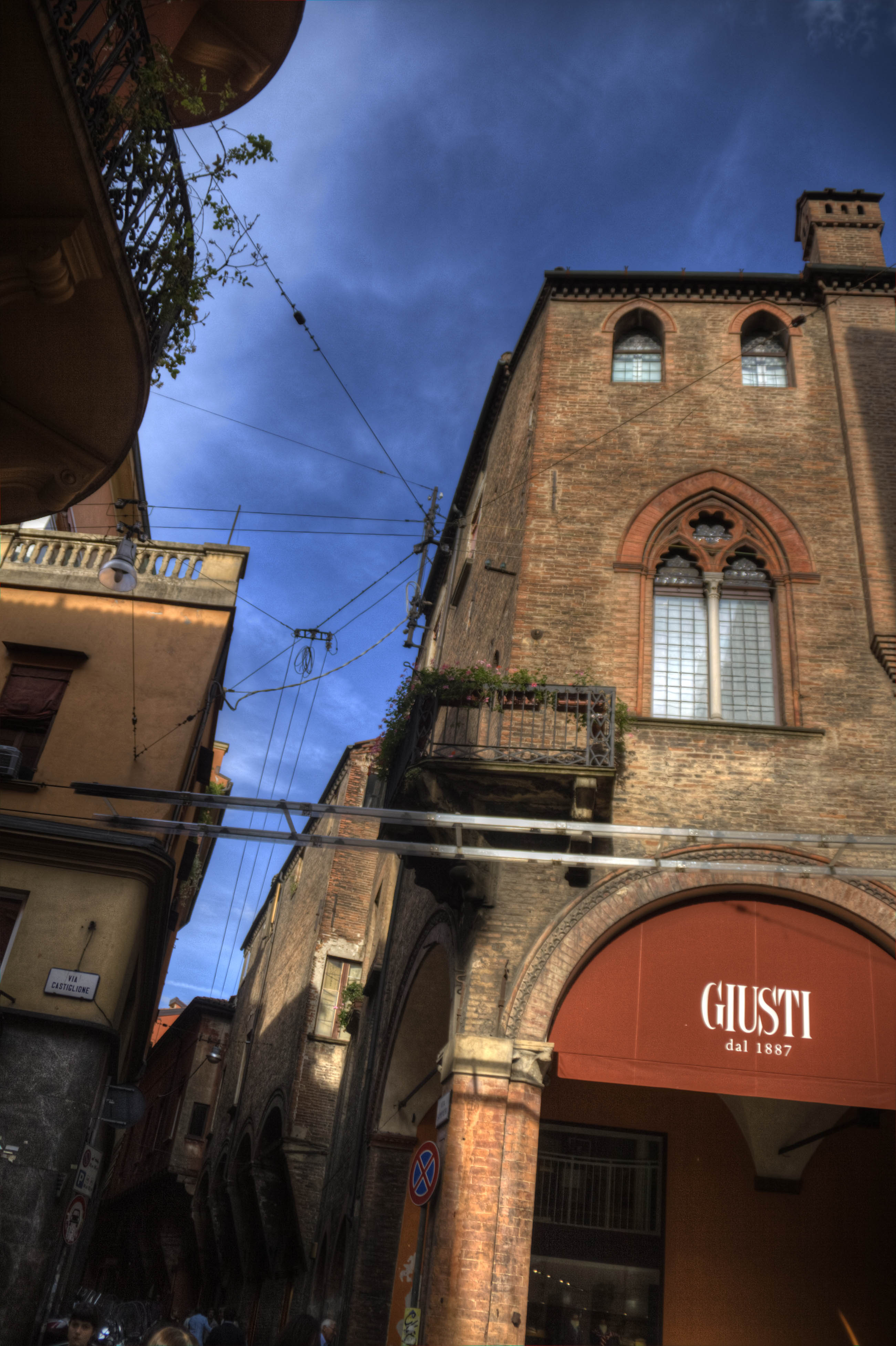 Bologna HDR Edificio 