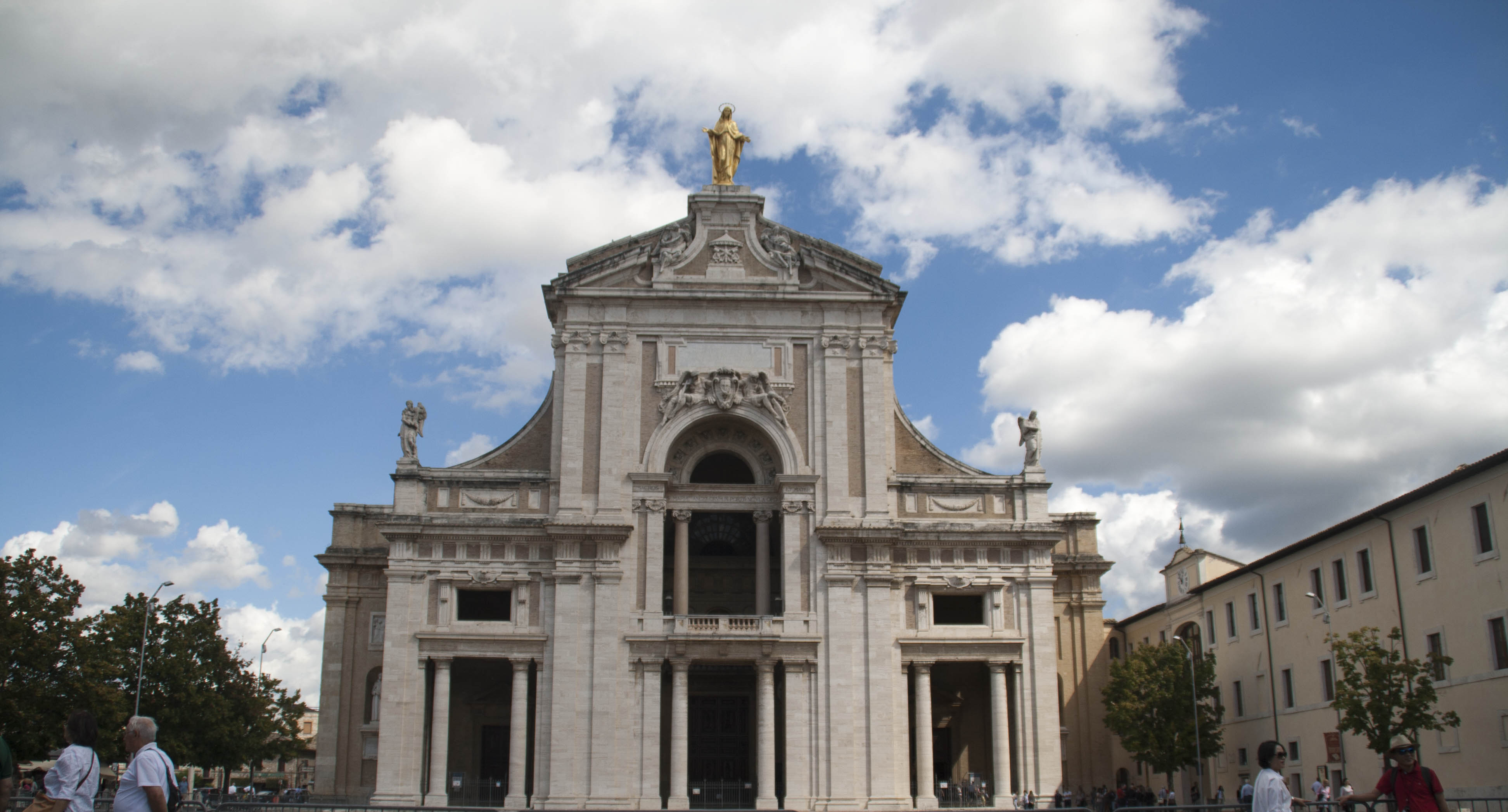 Assisi  Umbria Chiese Monumenti 