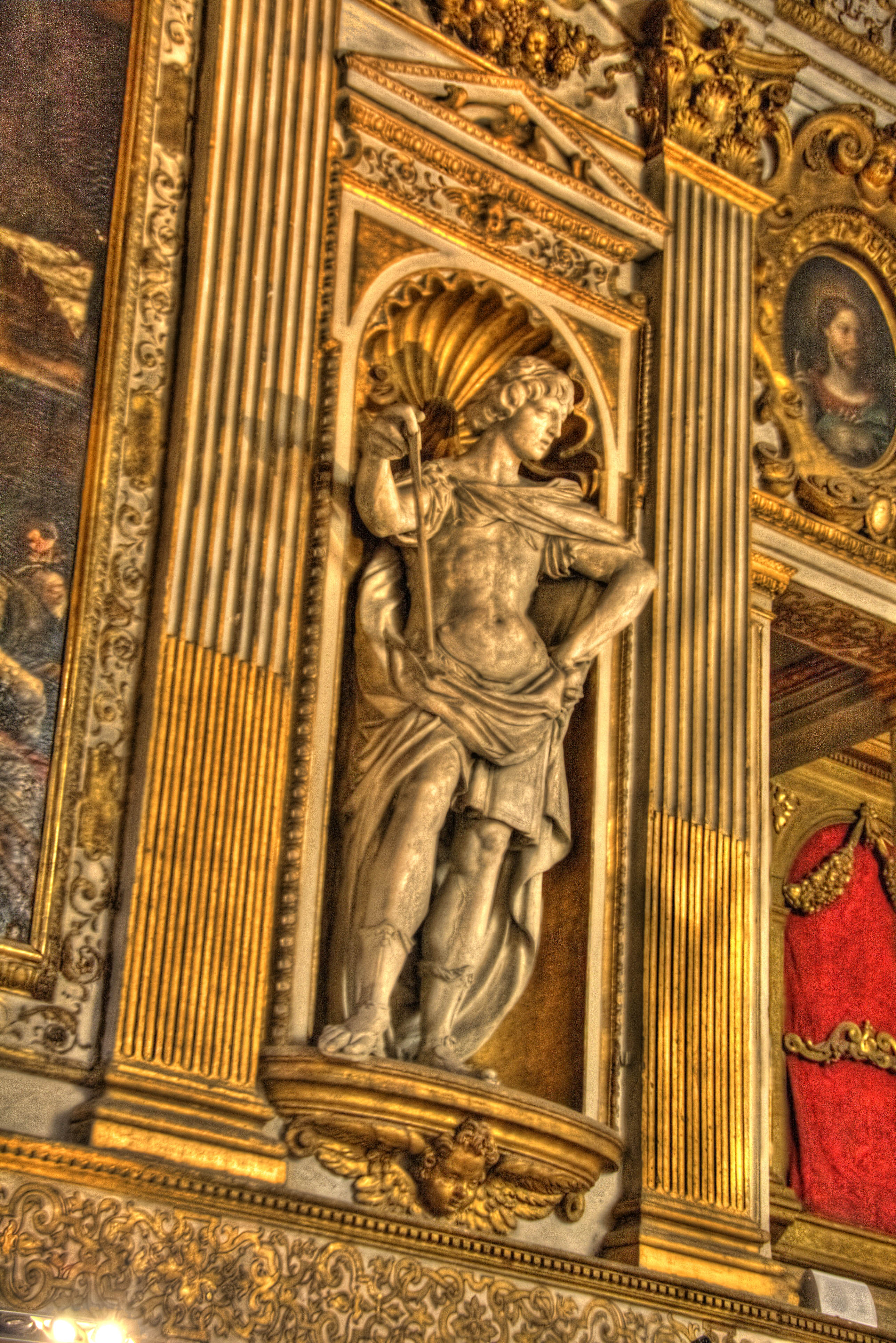 Bologna Chiesa HDR Particolare 