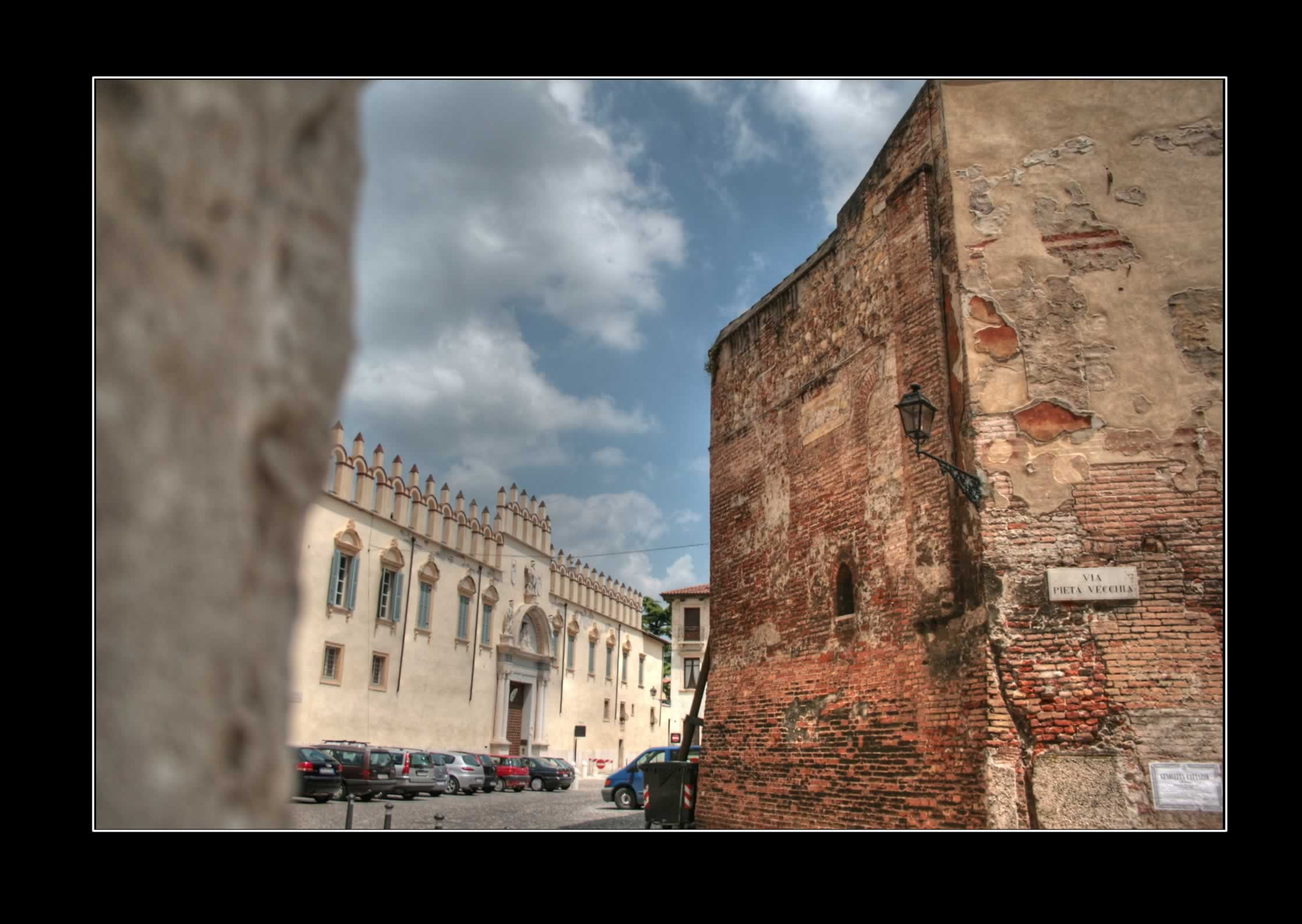 Verona Vescovado HDR Vista del Vescovado