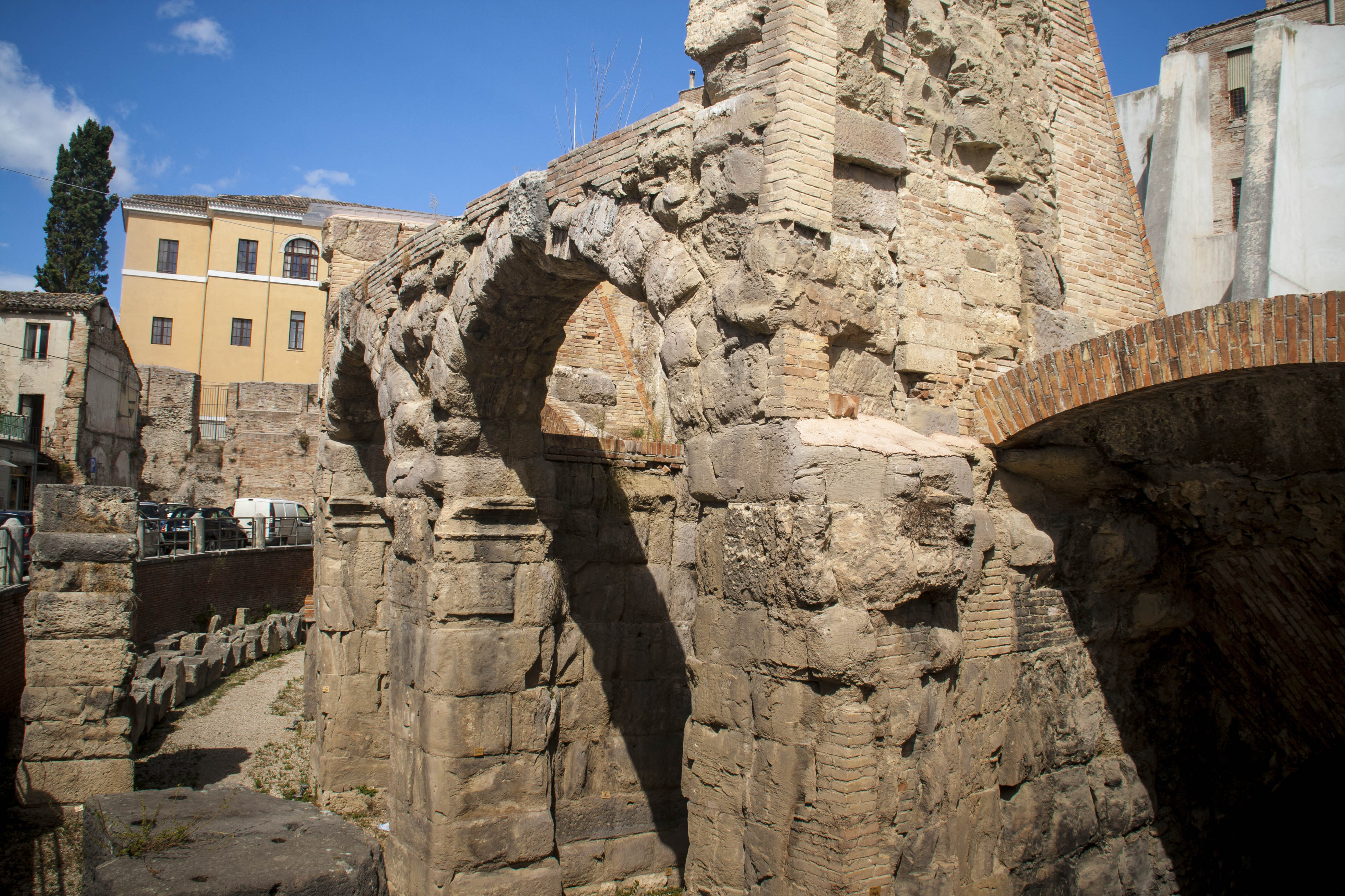 Teramo Edifici Monumenti Particolare 