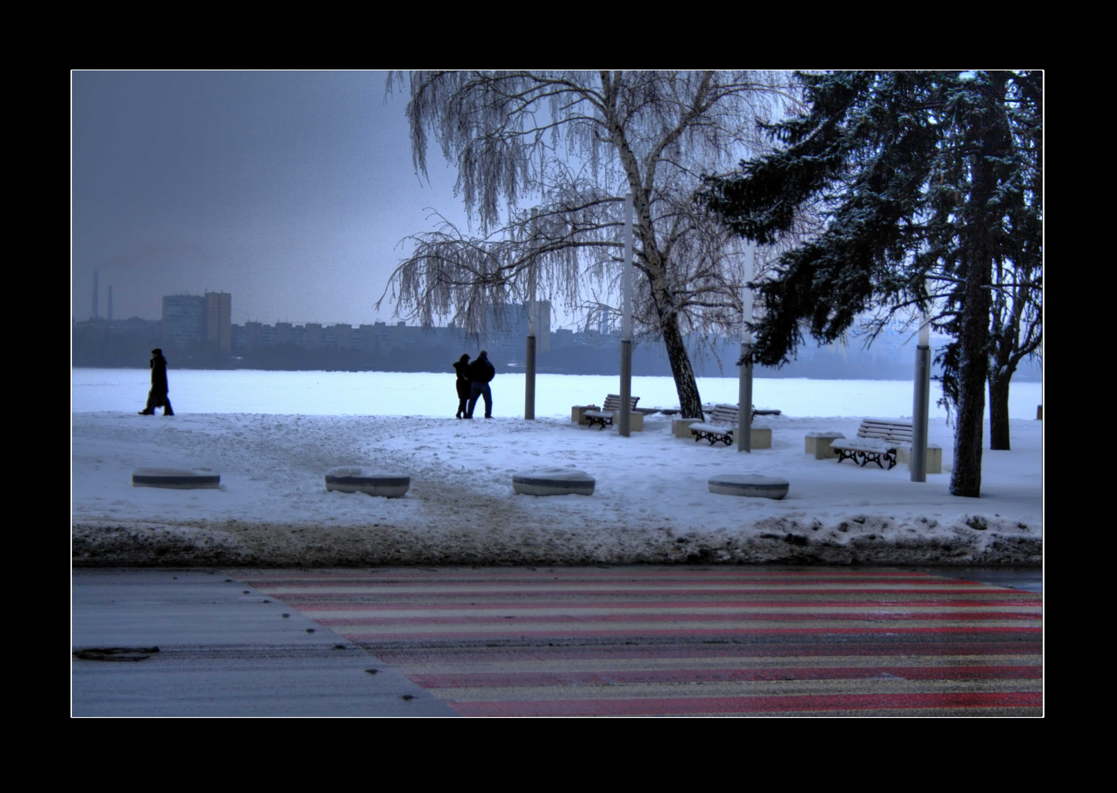 Dnipropetrovsk Ucraina fiume Dnieper HDR Il fiume Dnieper ghiacciato