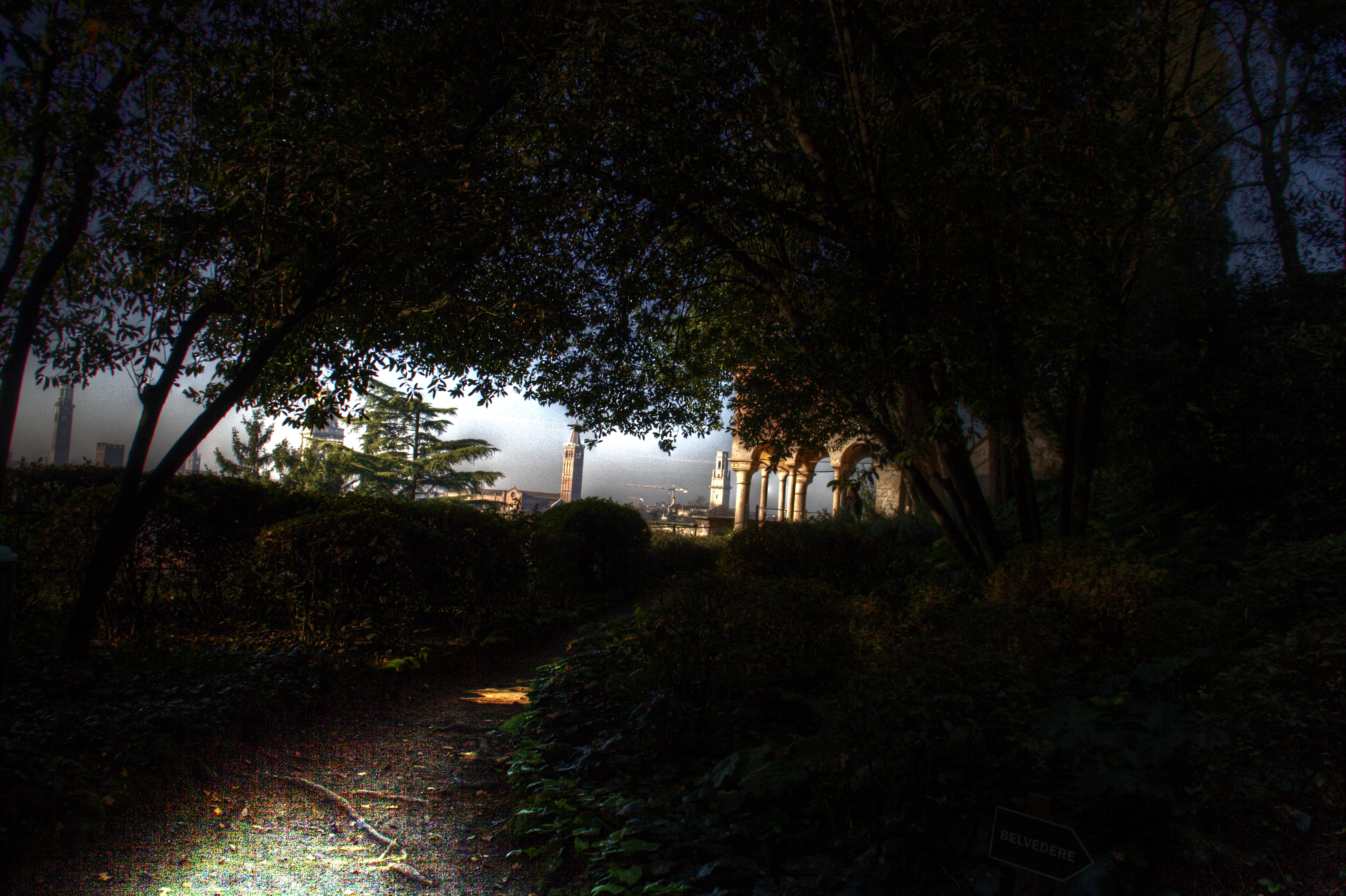 Verona Edificio Monumento Panorama Presso i Giardini GIusti di Verona