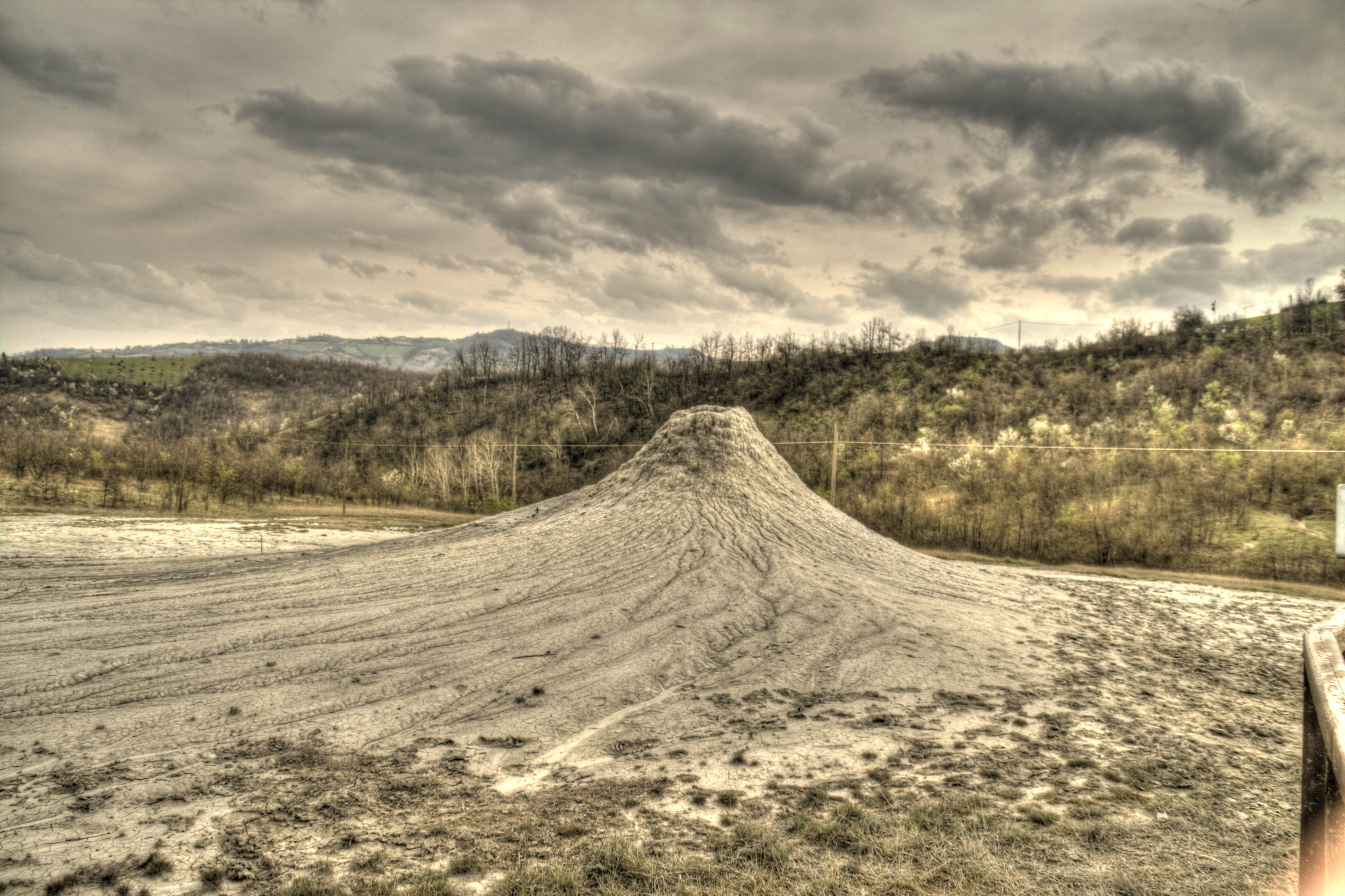 Salse di Nirano HDR particolare 