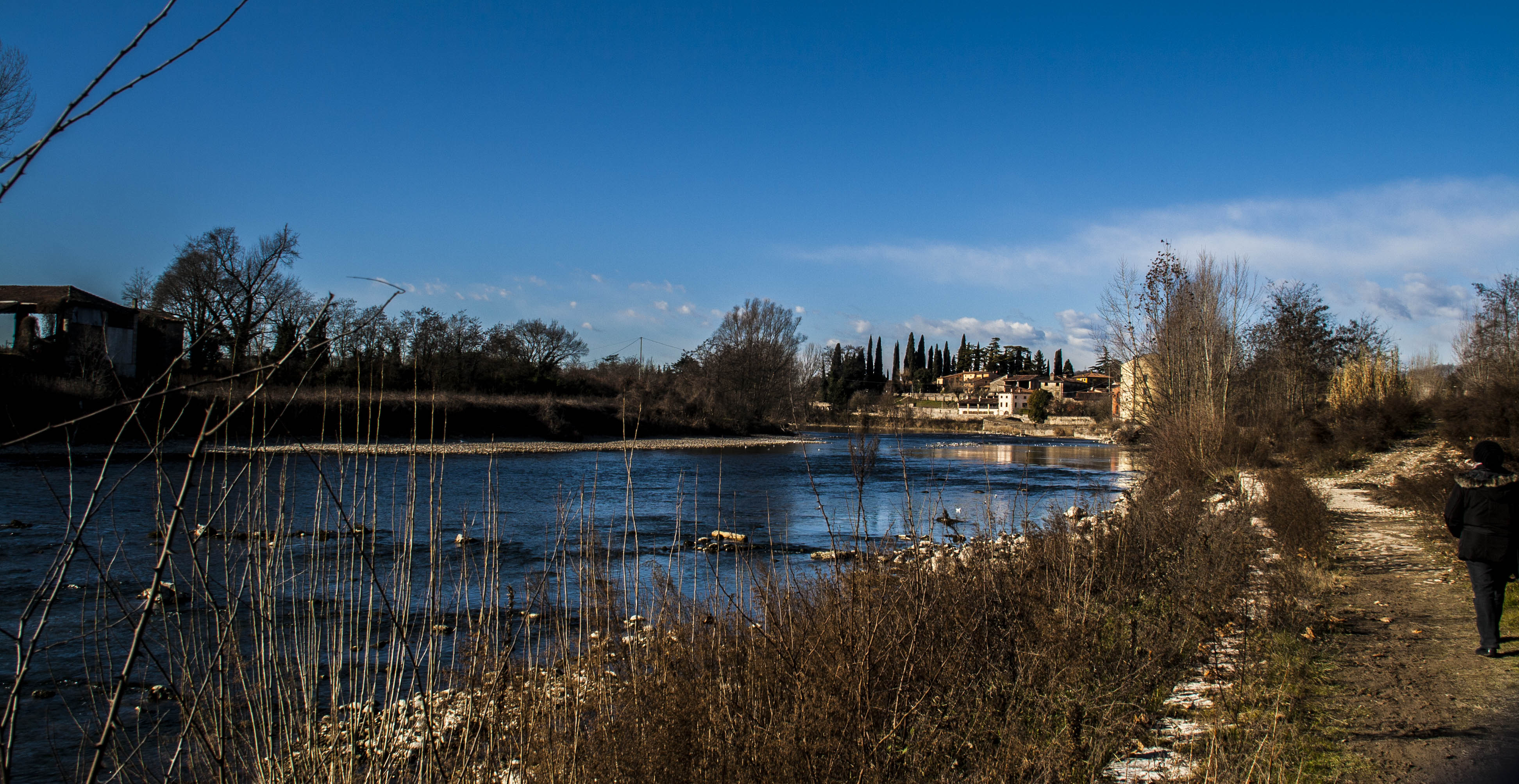 Parona (Vr) Adige Fiume Percorso lungo Adige da Parona a Pescantina