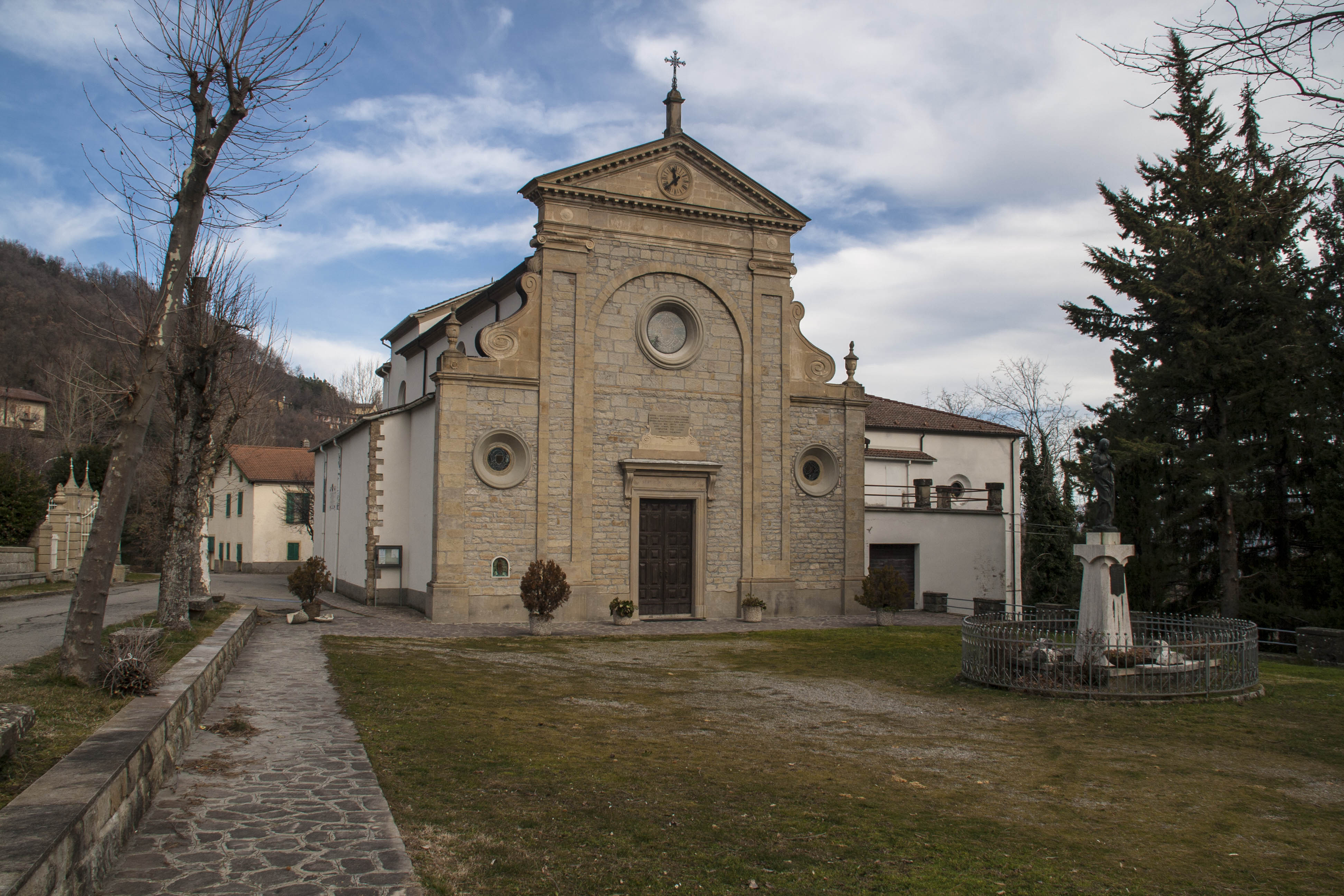 Monghidoro (Bo) Chiesa Edificio Monumento 