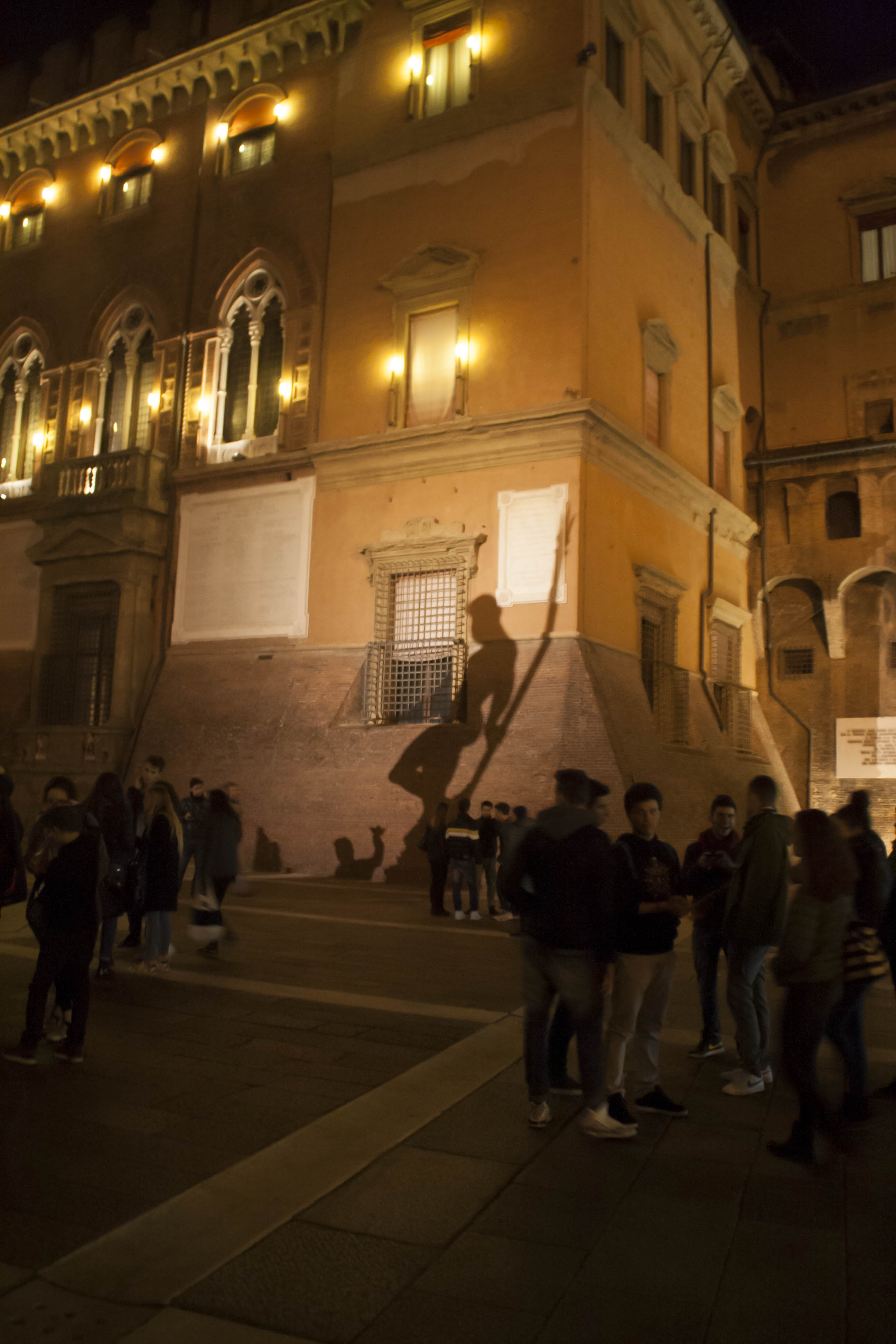 Bologna Bologna Nettuno ombra Ombra del nettuno il giorno di Halloween