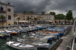 Bardolino (Vr) Barche Lago di Garda HDR 