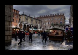 Verona Piazza dei Signori Natale HDR Piazza dei Signori a dicembre