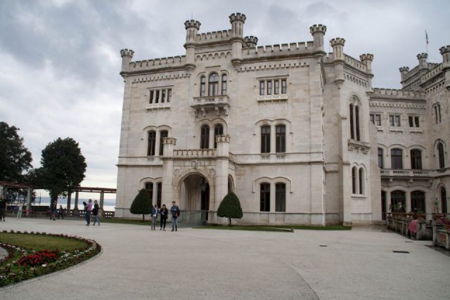 Triete Castello Miramare Esterno 