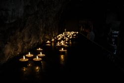 Spiazzi (Vr) Candele Madonna della Corona Candele Votive al santuario della Madonna della Corona