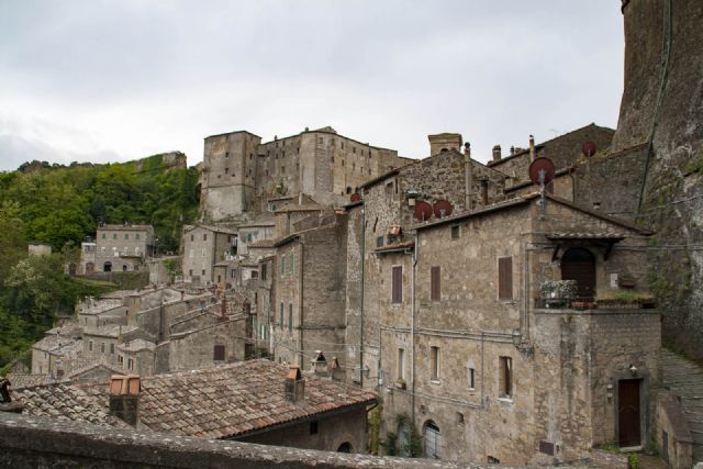 Sorano Edifici Panorama 