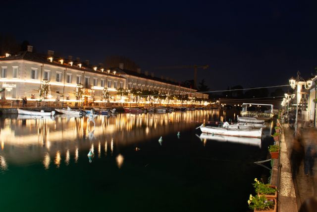 Peschiera LAgo di Garda, Luci 