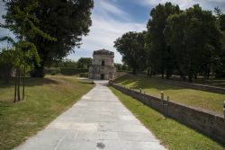 Ravenna Monumenti Edifici Mausoleo di Teodorico