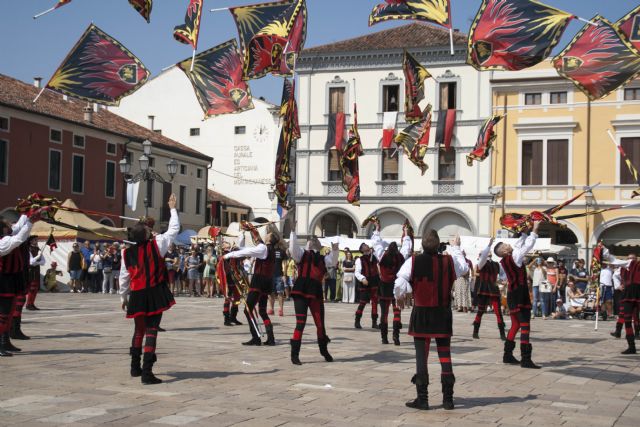 Montagnana Festa Medioevale Sbandieratori 