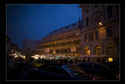 Padova Sera Luci Mercato 