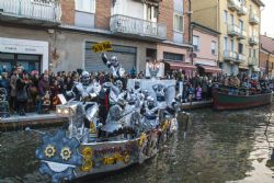 Comacchio Carnevale Canali Maschere 