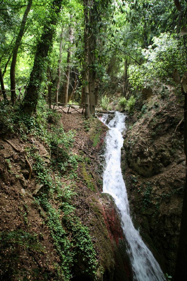 Pale (Pg) Cascate del Menotre 