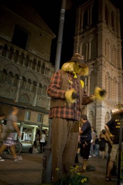 Ferrara Buskers Feste Sagre Spaventapasseri Umano