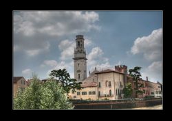 Verona Torre del Duomo in HDR Torre del Duomo di Verona in HDR