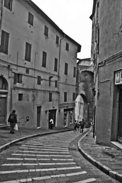 Perugia Umbria Vie Monumenti HDR 