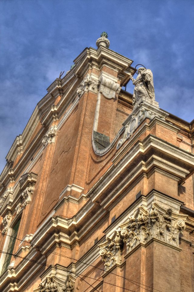 Bologna Chiesa monumenti Particolare S. Pietro 