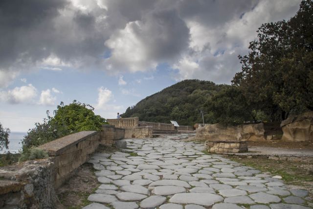 Cuma (Na) Strada Romana 