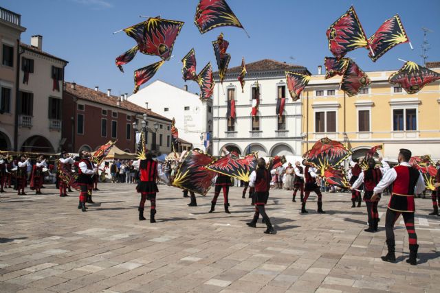 Montagnana Festa Medioevale Sbandieratori 